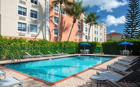 Baymont Inn & Suites Miami Doral